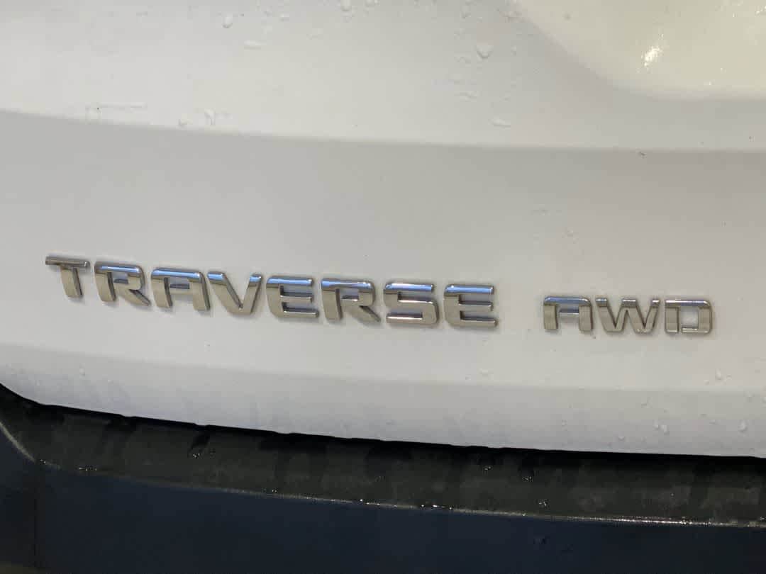 Thumbnail: 2020 Chevrolet Traverse - 11