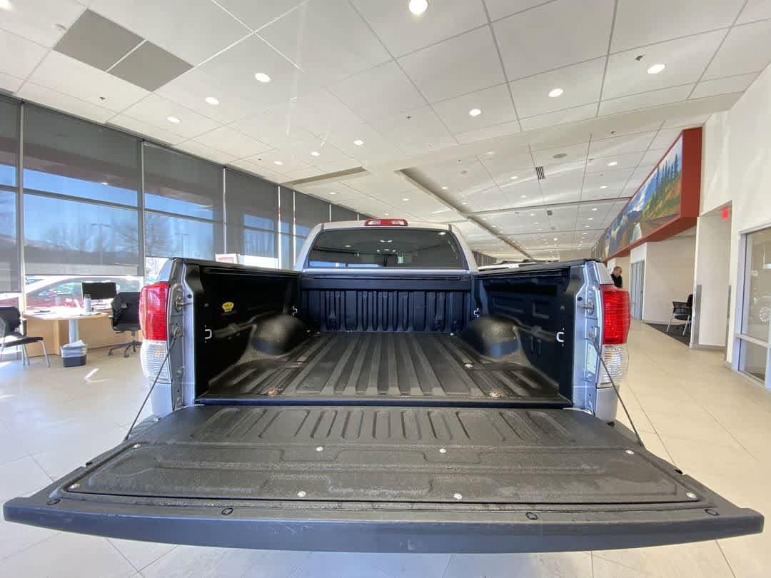 Thumbnail: 2010 Toyota Tundra - 25