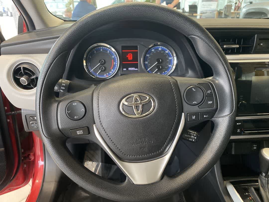Thumbnail: 2017 Toyota Corolla - 16