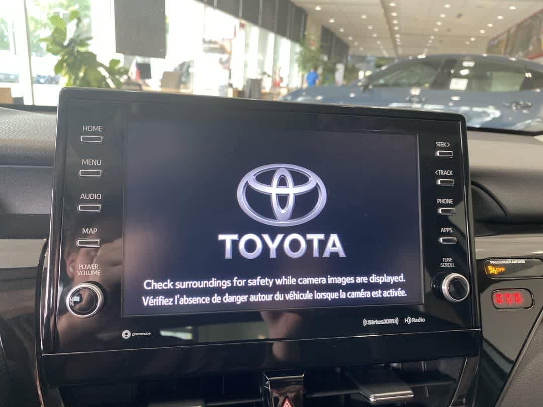 Thumbnail: 2022 Toyota Camry - 18