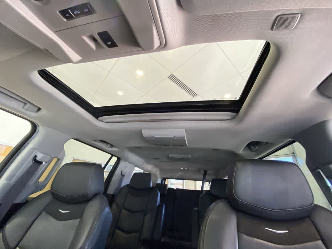 Thumbnail: 2017 Cadillac Escalade - 24