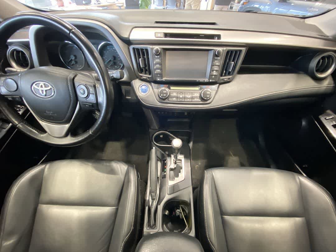 Thumbnail: 2016 Toyota RAV4 - 24