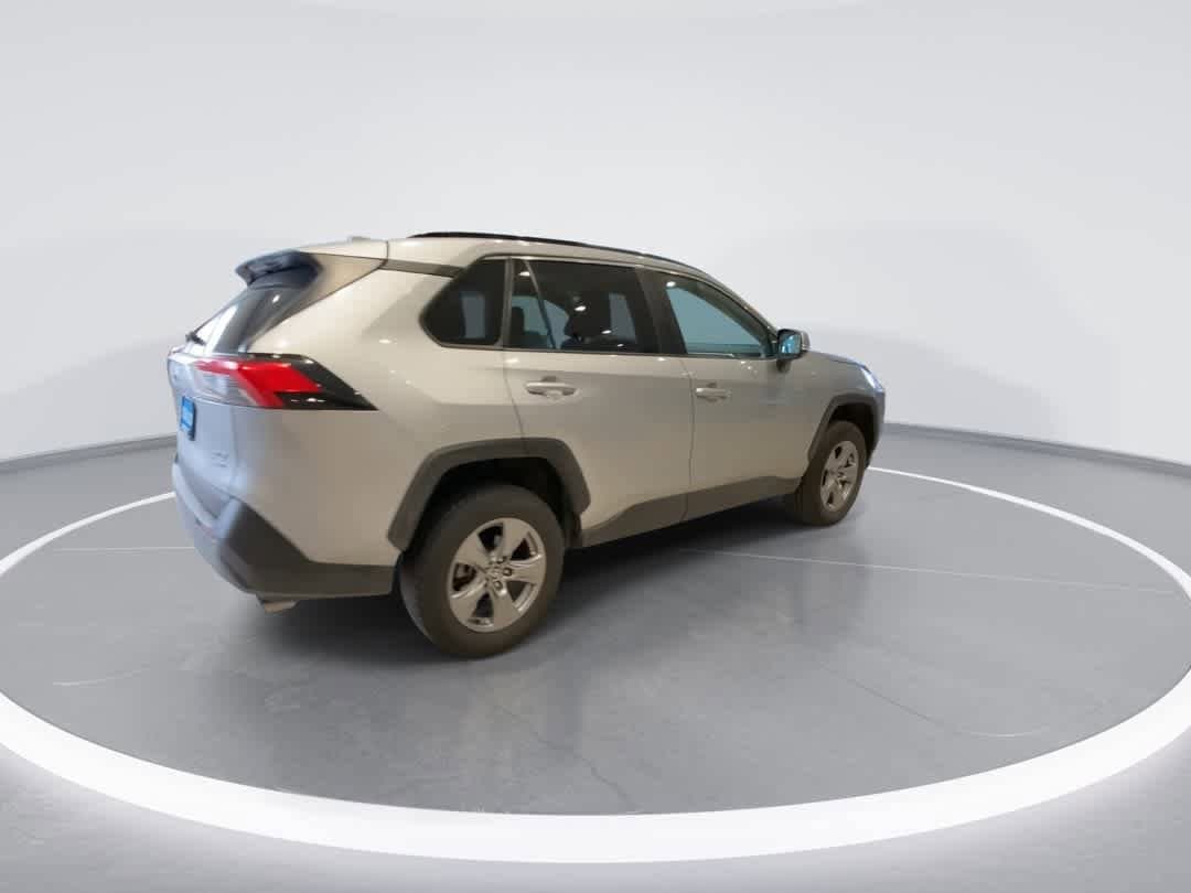 Thumbnail: 2024 Toyota RAV4 - 8