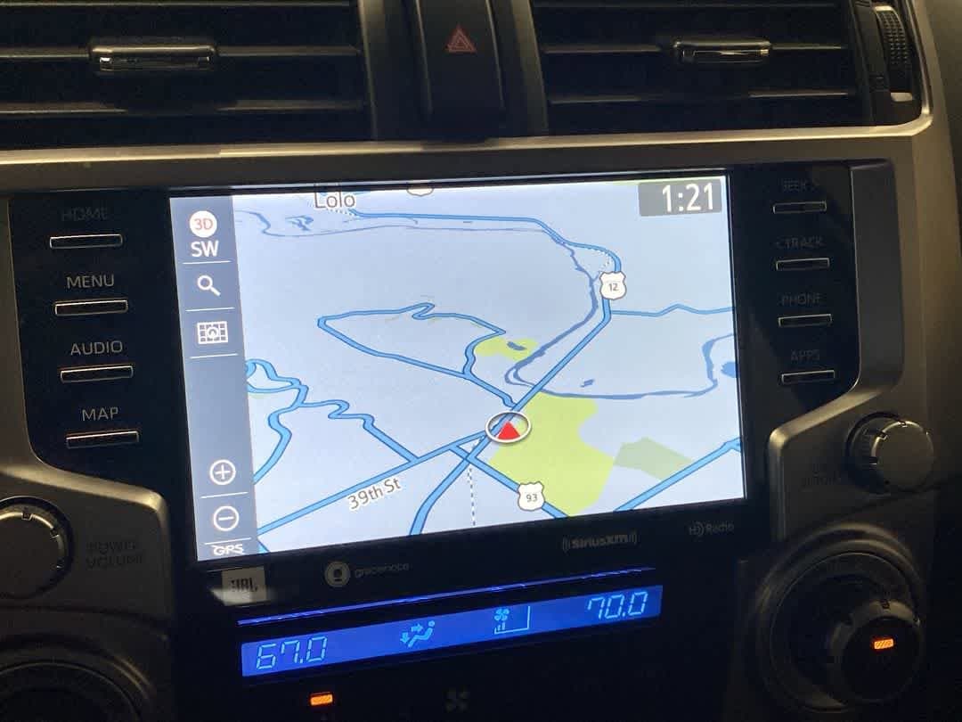 Thumbnail: 2022 Toyota 4Runner - 18