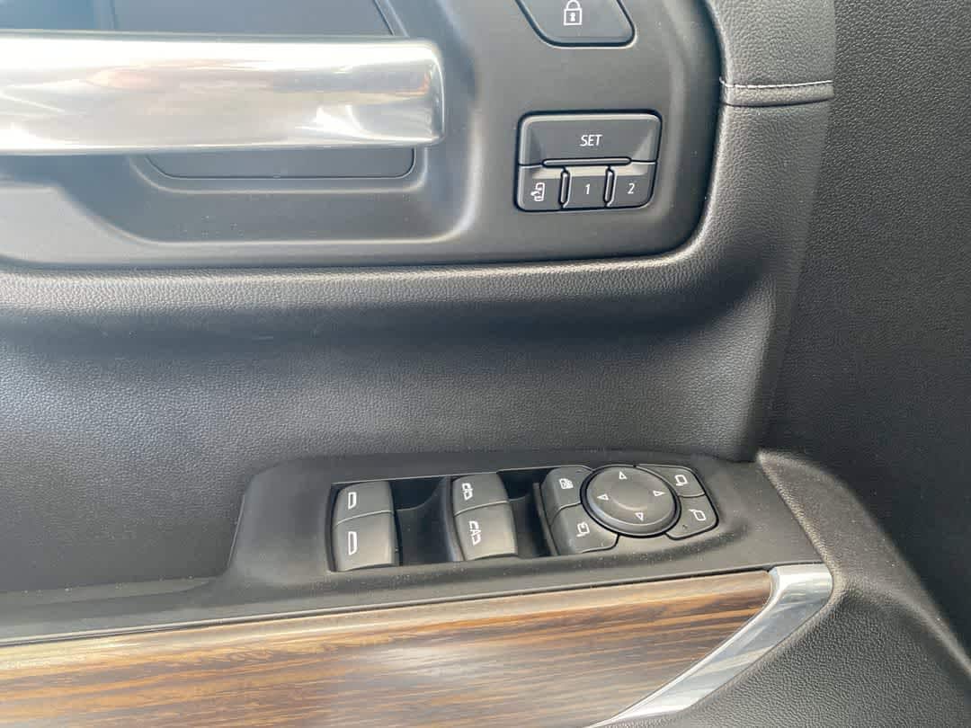 Thumbnail: 2019 Chevrolet Silverado 1500 - 15