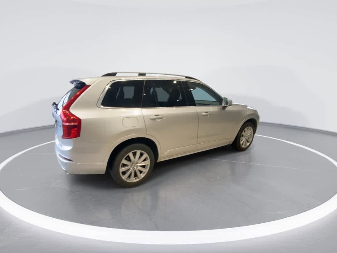 Thumbnail: 2019 Volvo XC90 - 8