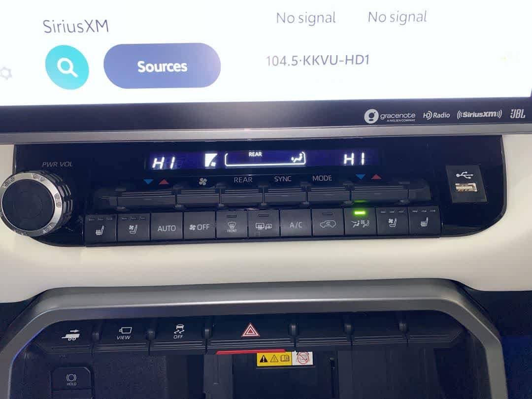 Thumbnail: 2023 Toyota Sequoia - 20