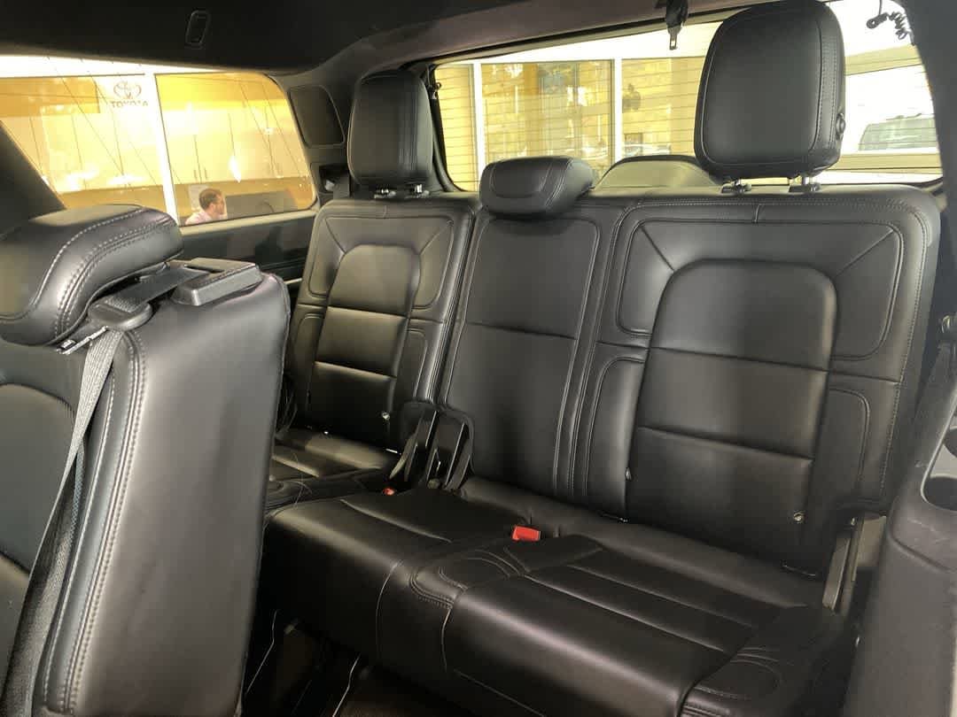 Thumbnail: 2020 Lincoln Navigator - 25