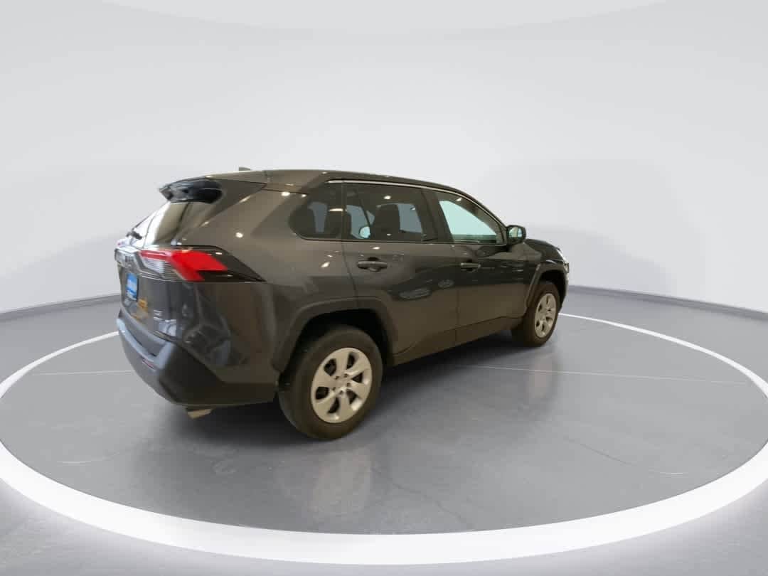 Thumbnail: 2025 Toyota RAV4 - 8