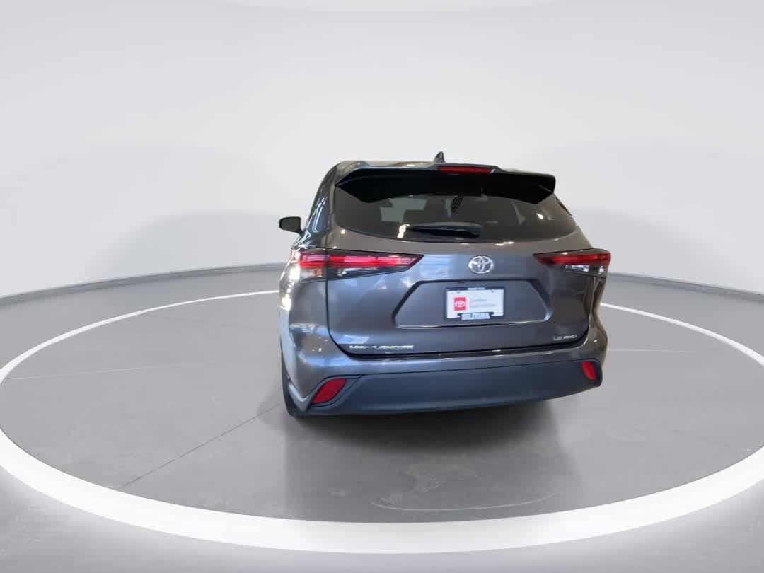 Thumbnail: 2024 Toyota Highlander - 7