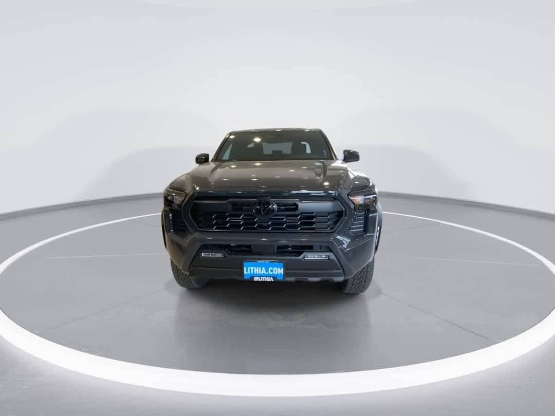 Thumbnail: 2026 Toyota Tacoma - 3
