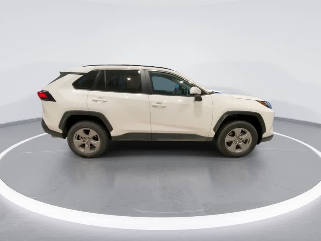 Thumbnail: 2025 Toyota RAV4 - 9
