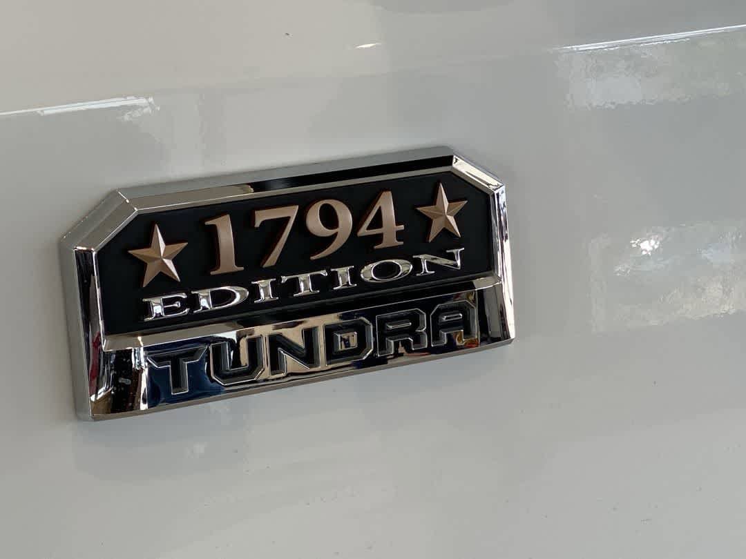 Thumbnail: 2019 Toyota Tundra - 11
