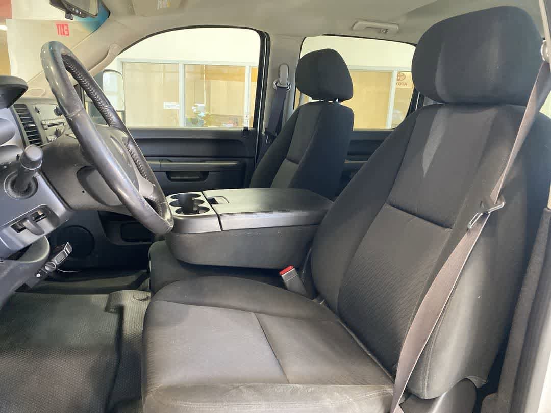 Thumbnail: 2012 GMC Sierra 2500 - 11