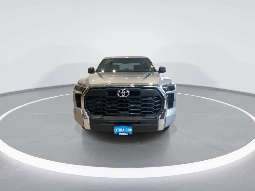 Thumbnail: 2025 Toyota Tundra - 3