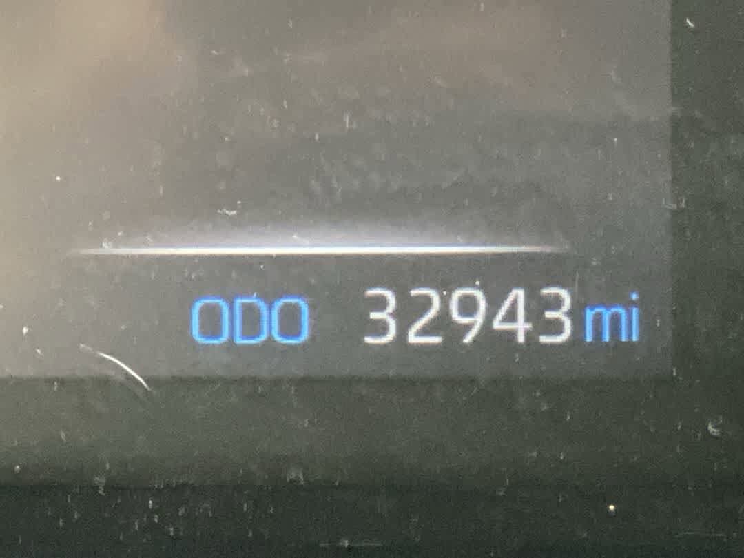 Thumbnail: 2021 Toyota RAV4 - 18