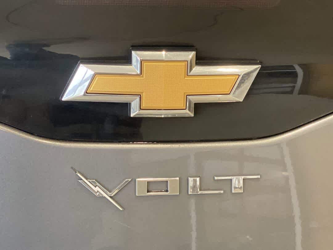 2018 Chevrolet Volt LT 11