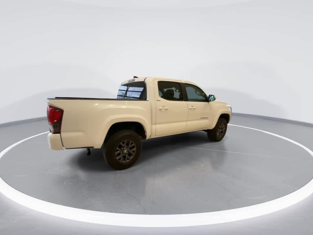 Thumbnail: 2023 Toyota Tacoma - 8