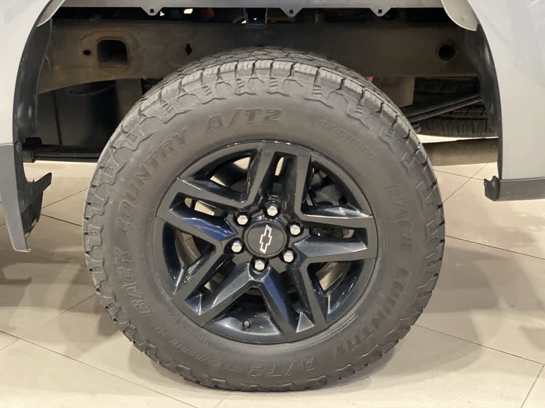 Thumbnail: 2024 Chevrolet Silverado 1500 - 13