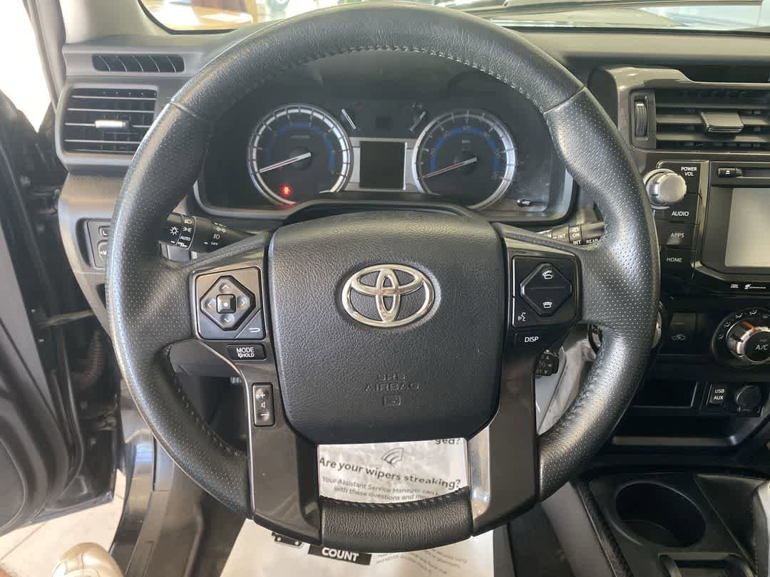 Thumbnail: 2019 Toyota 4Runner - 16