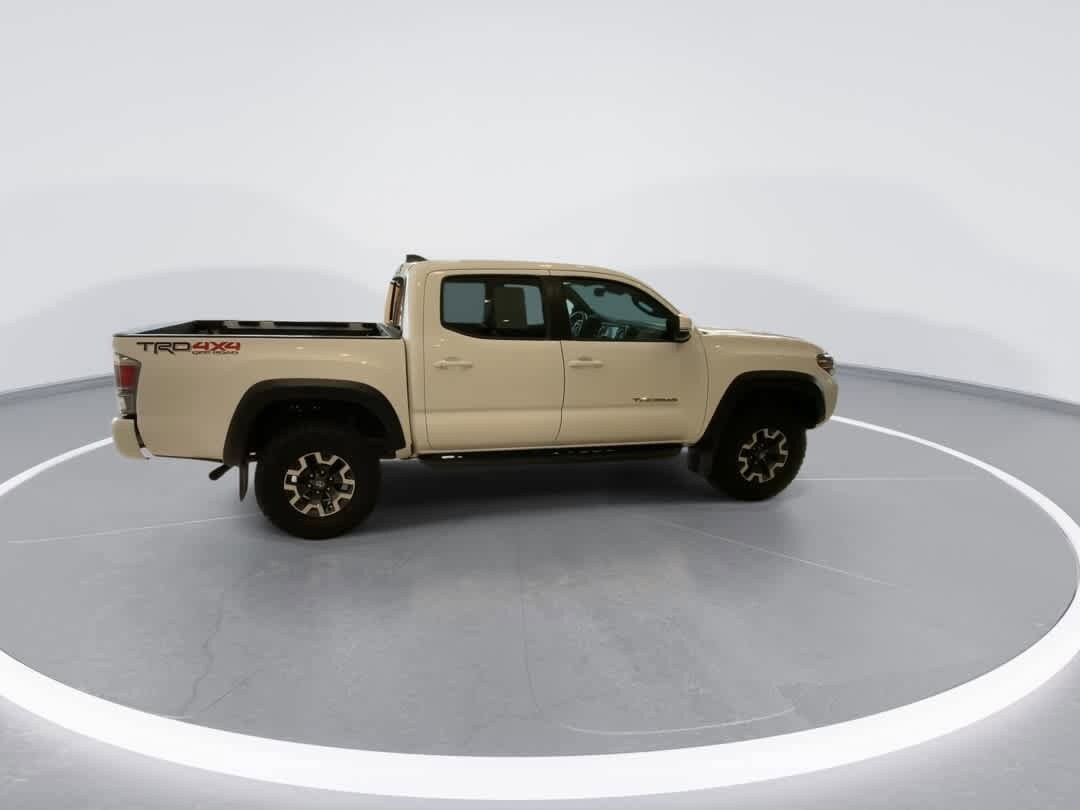 Thumbnail: 2021 Toyota Tacoma - 3