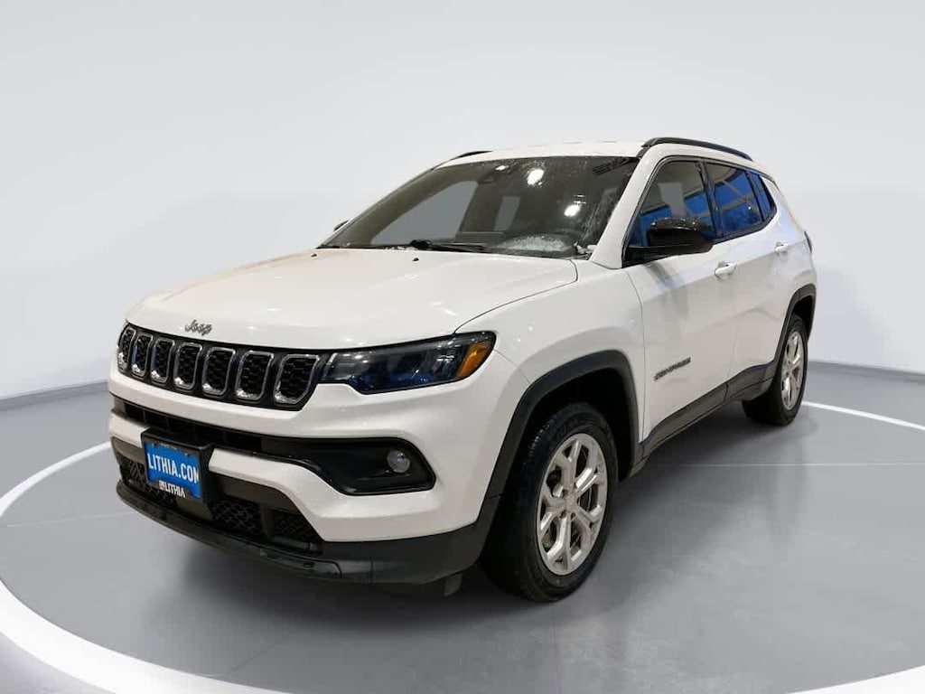 Used 2024 Jeep Compass Latitude SUV
