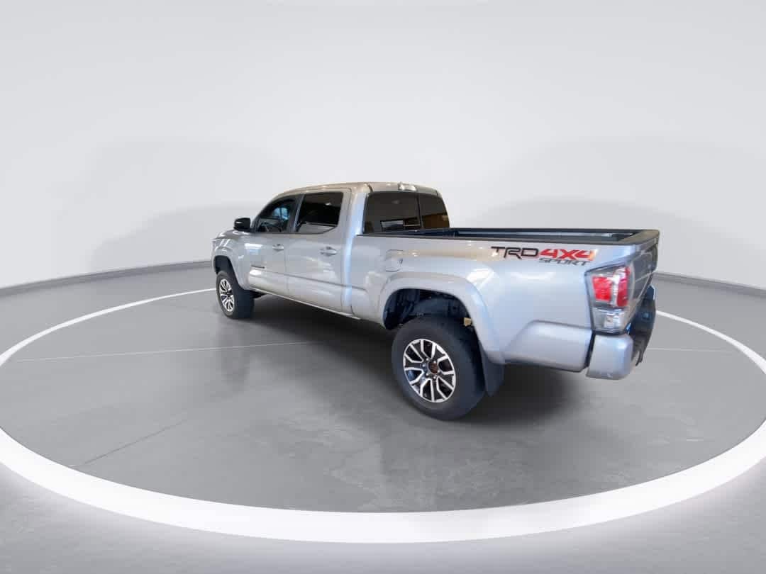 Thumbnail: 2020 Toyota Tacoma - 6