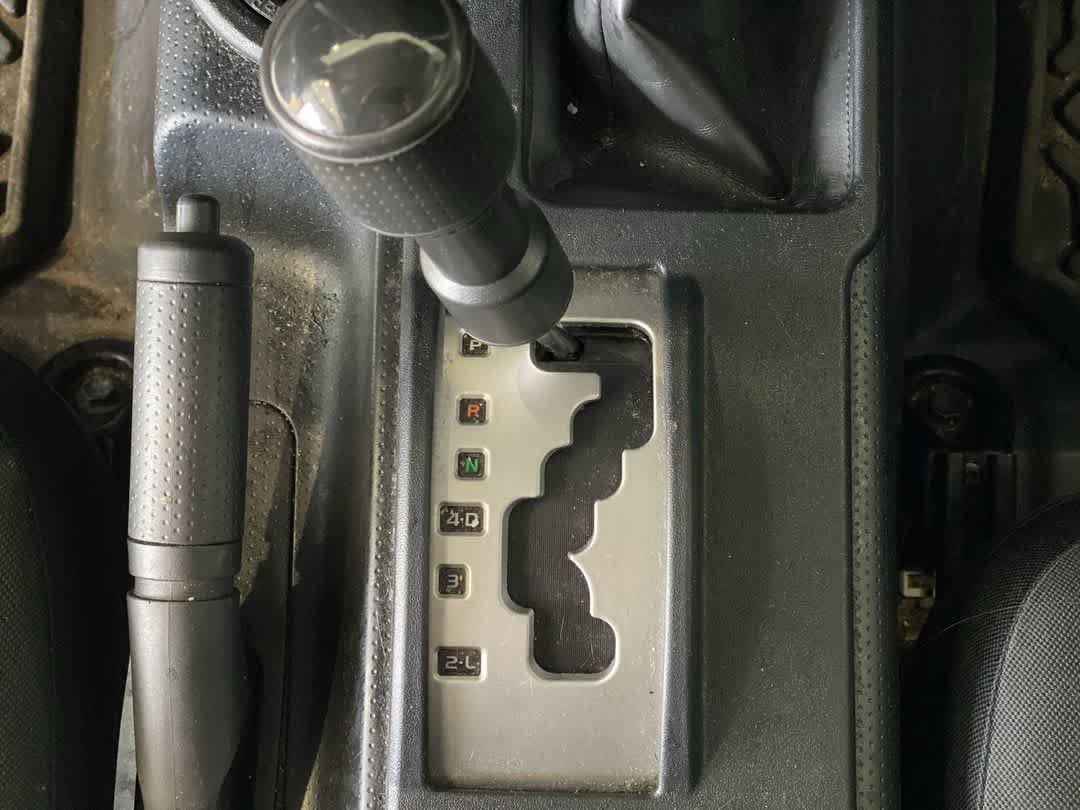 Thumbnail: 2008 Toyota FJ Cruiser - 21