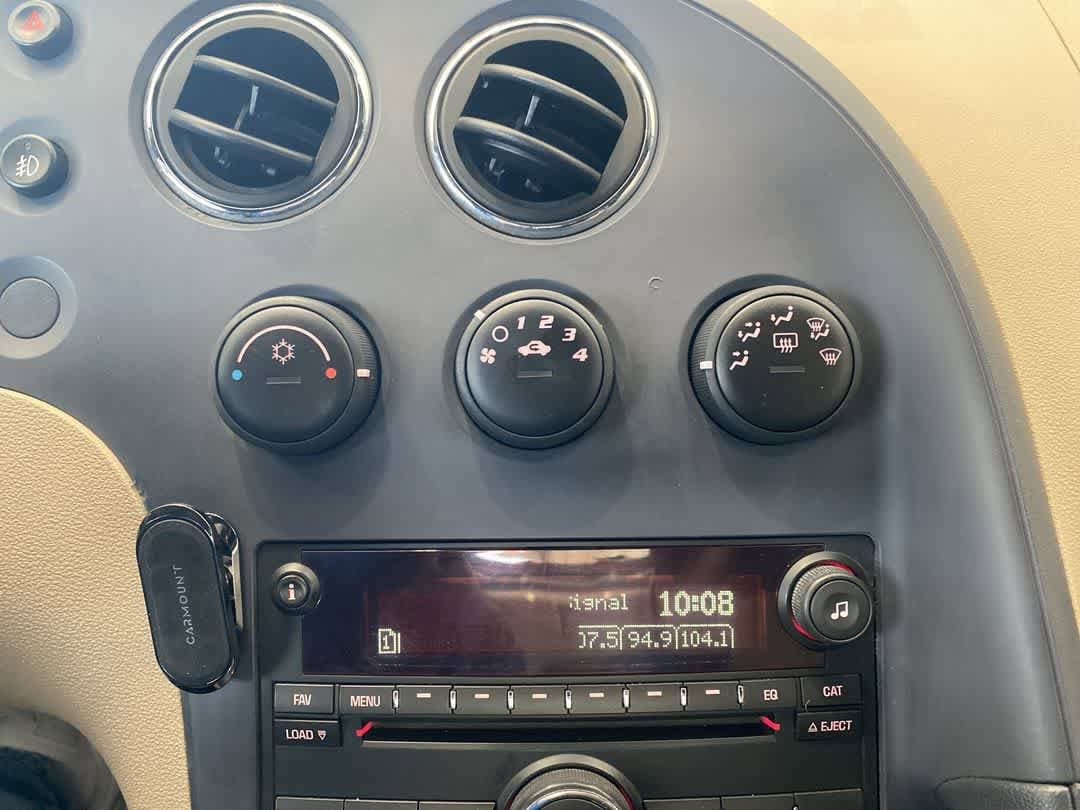 Thumbnail: 2007 Pontiac Solstice - 19
