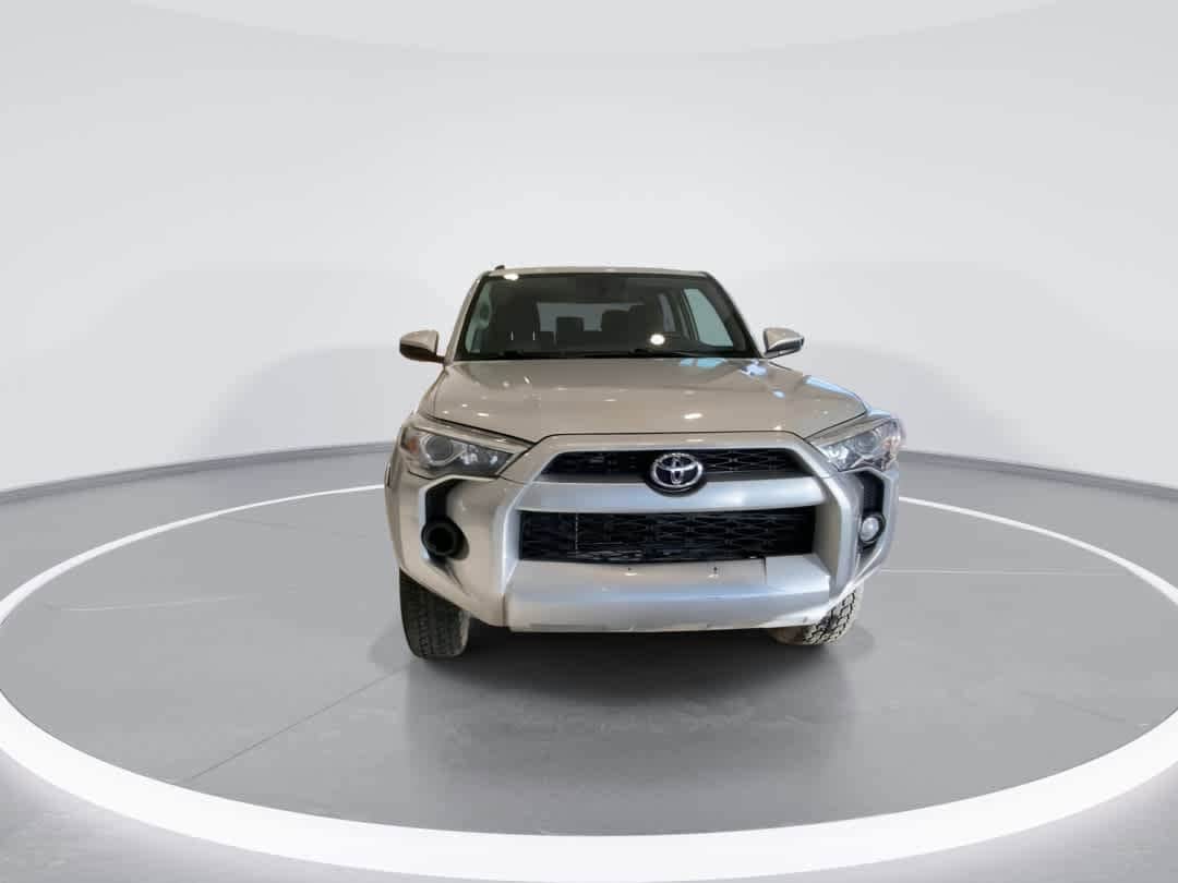 Thumbnail: 2019 Toyota 4Runner - 3