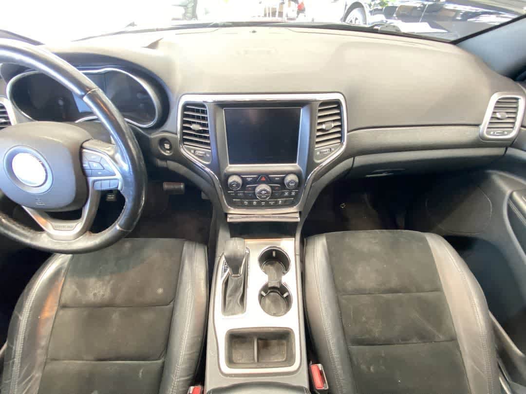 Thumbnail: 2017 Jeep Grand Cherokee - 23