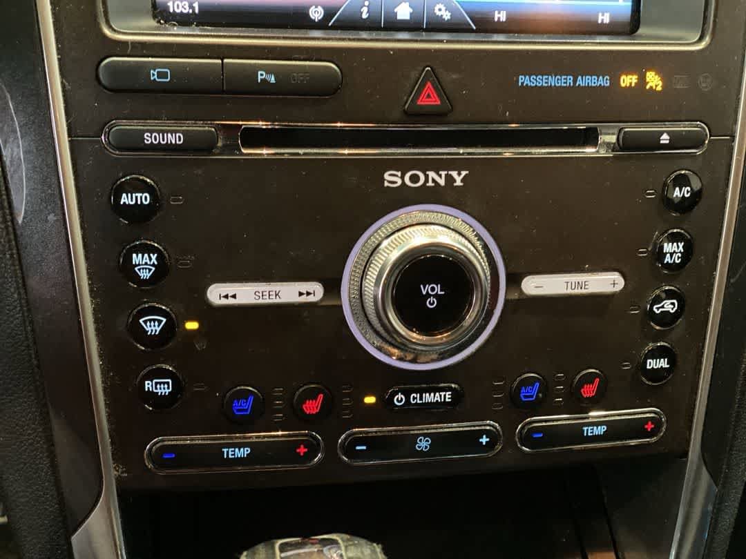 Thumbnail: 2016 Ford Explorer - 21