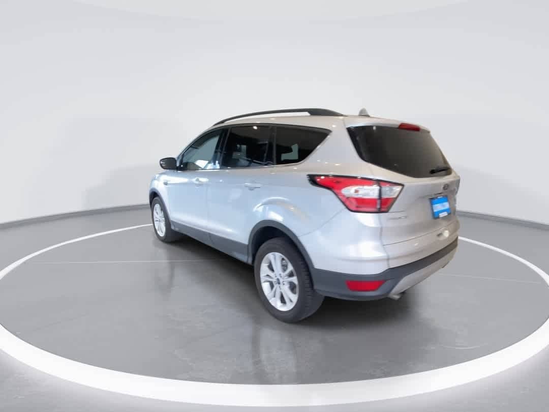 Thumbnail: 2018 Ford Escape - 6