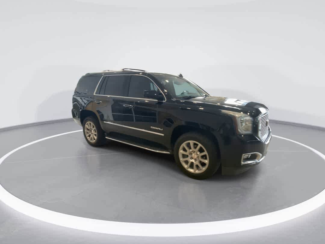 2016 GMC Yukon Denali 2