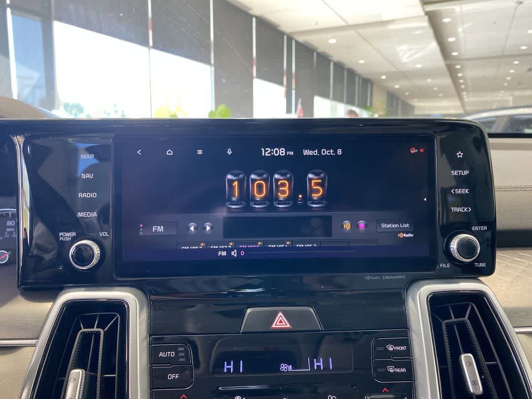 Thumbnail: 2022 Kia Sorento - 18