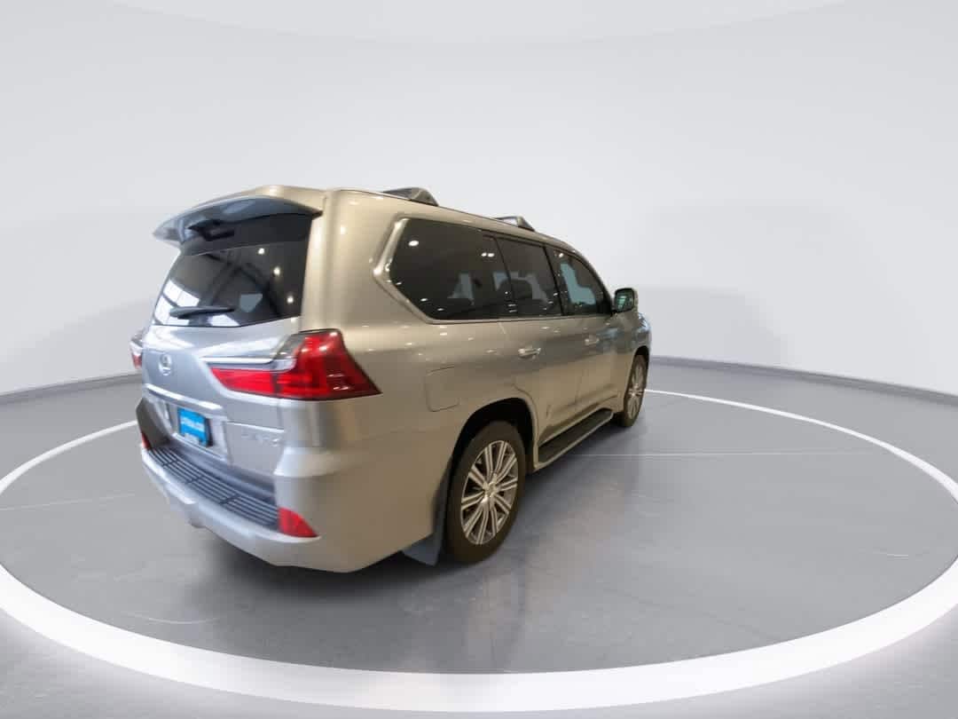 Thumbnail: 2017 Lexus LX - 8