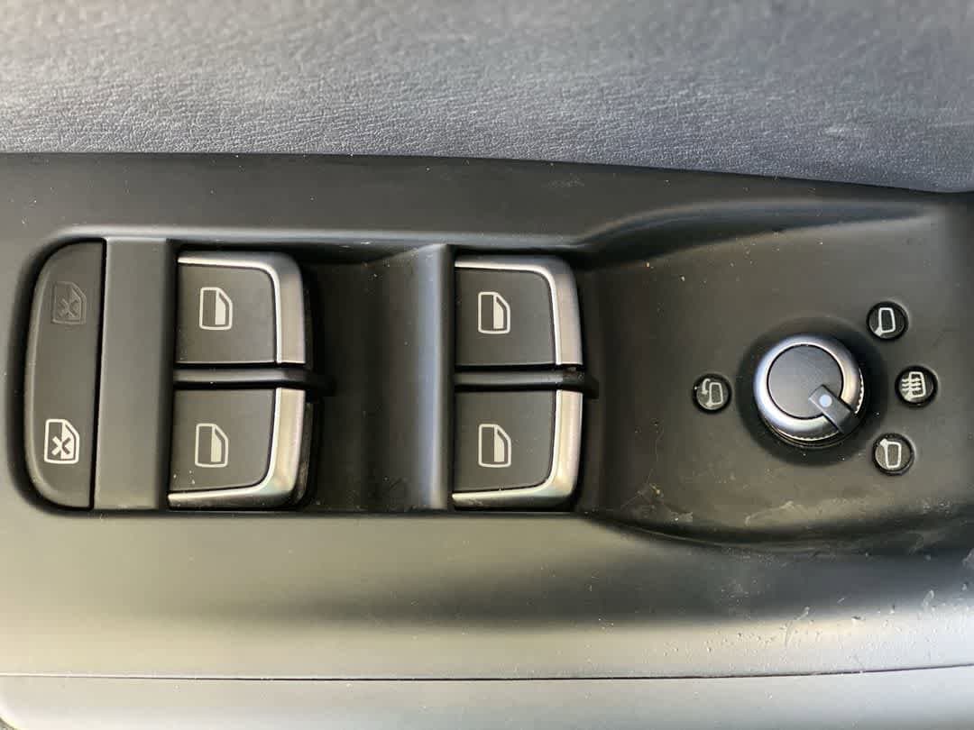 Thumbnail: 2018 Audi Q3 - 16