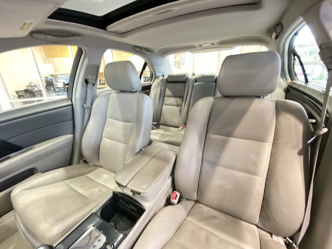 Thumbnail: 2010 Acura RL - 14