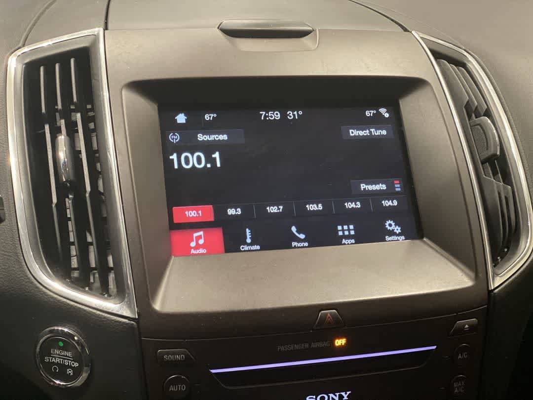 Thumbnail: 2017 Ford Edge - 18