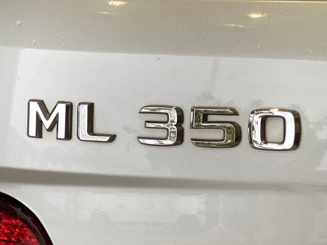 Thumbnail: 2010 Mercedes-Benz M-Class - 11