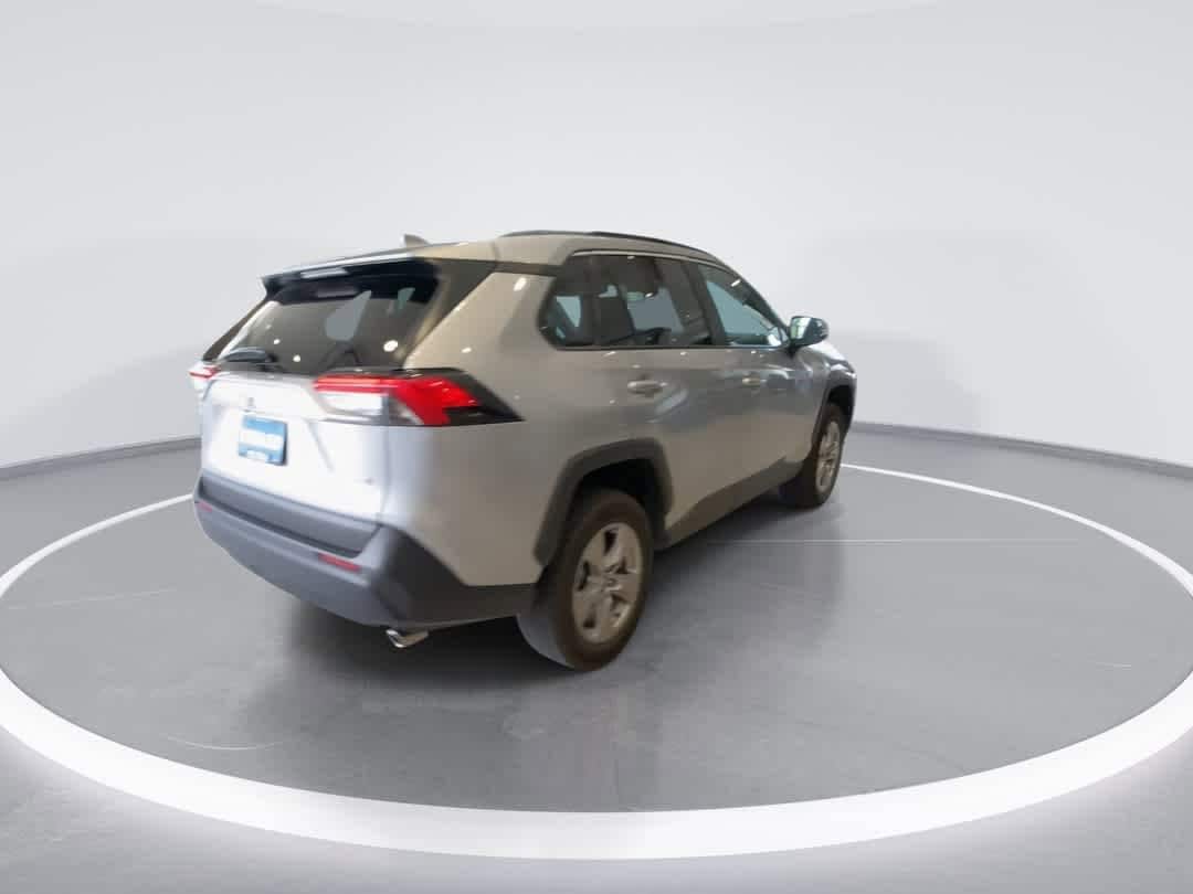 Thumbnail: 2025 Toyota RAV4 - 8