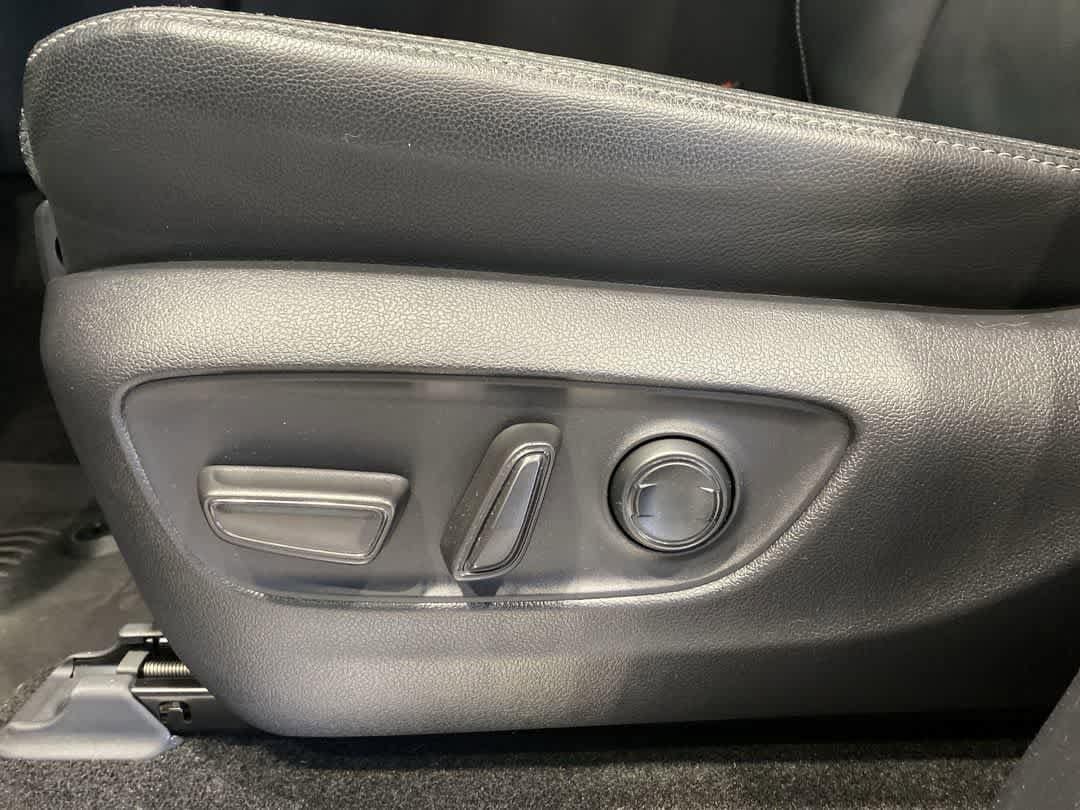 Thumbnail: 2024 Toyota Land Cruiser - 12