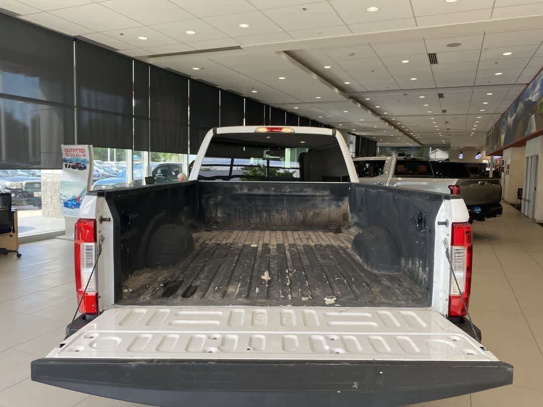 Thumbnail: 2017 Ford F-350 - 24