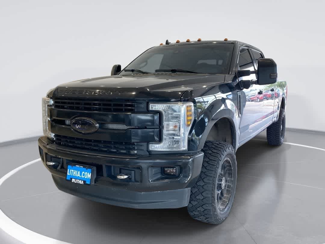 2019 Ford F-250 Lariat 4x4 Crew Cab 6-3/4' Box's photo