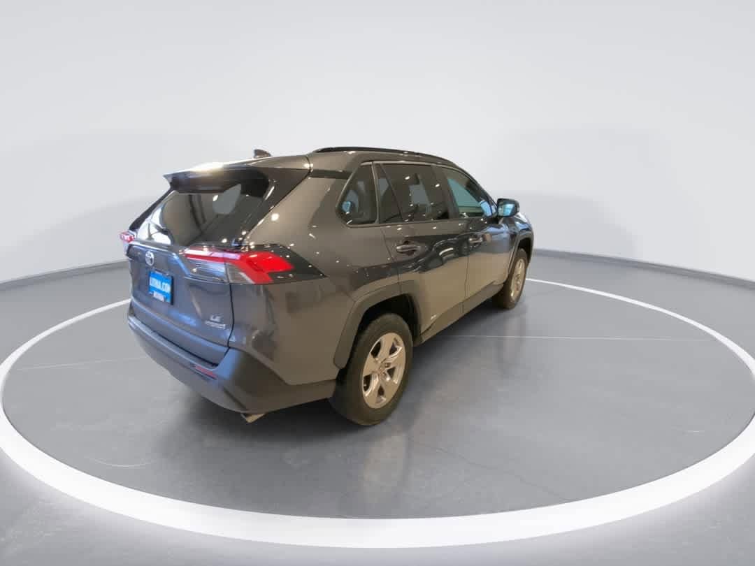 Thumbnail: 2024 Toyota RAV4 - 8