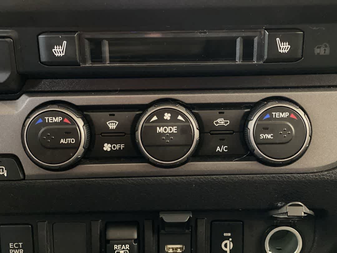 Thumbnail: 2020 Toyota Tacoma - 20