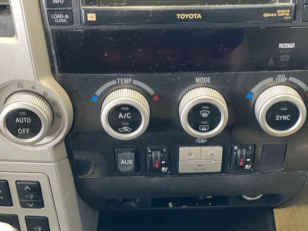 Thumbnail: 2008 Toyota Sequoia - 14