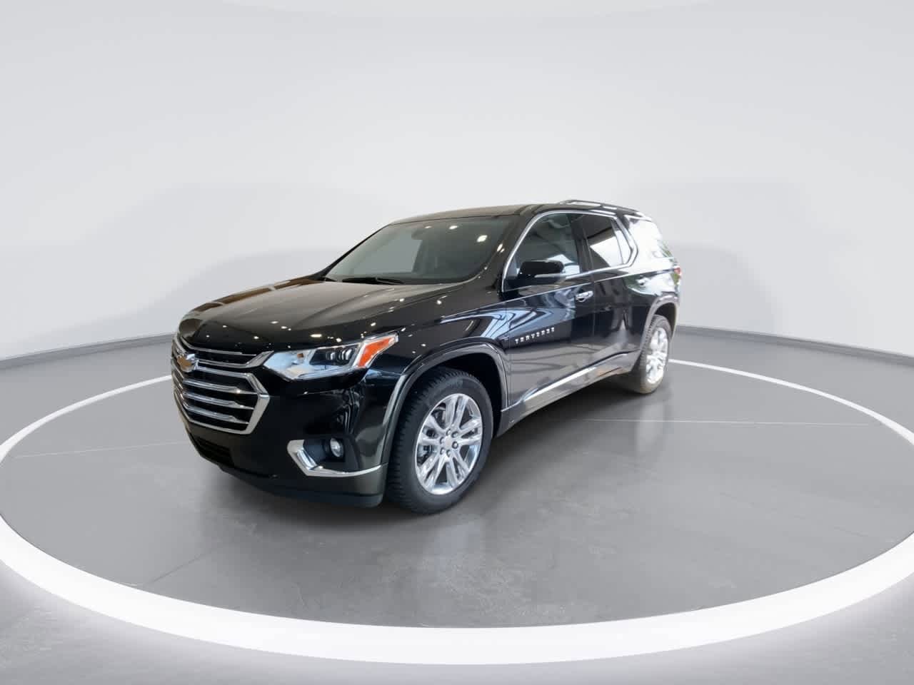 Thumbnail: 2021 Chevrolet Traverse - 4