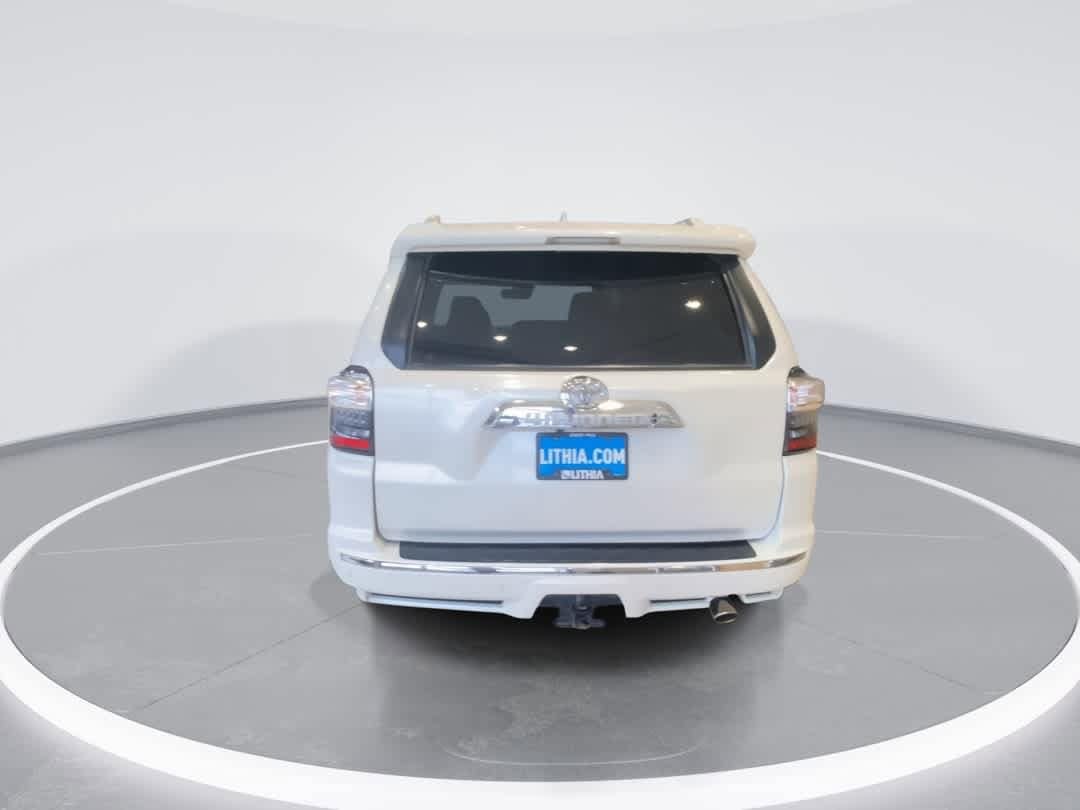 Thumbnail: 2022 Toyota 4Runner - 7