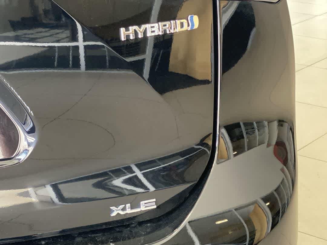 Thumbnail: 2022 Toyota Highlander - 12